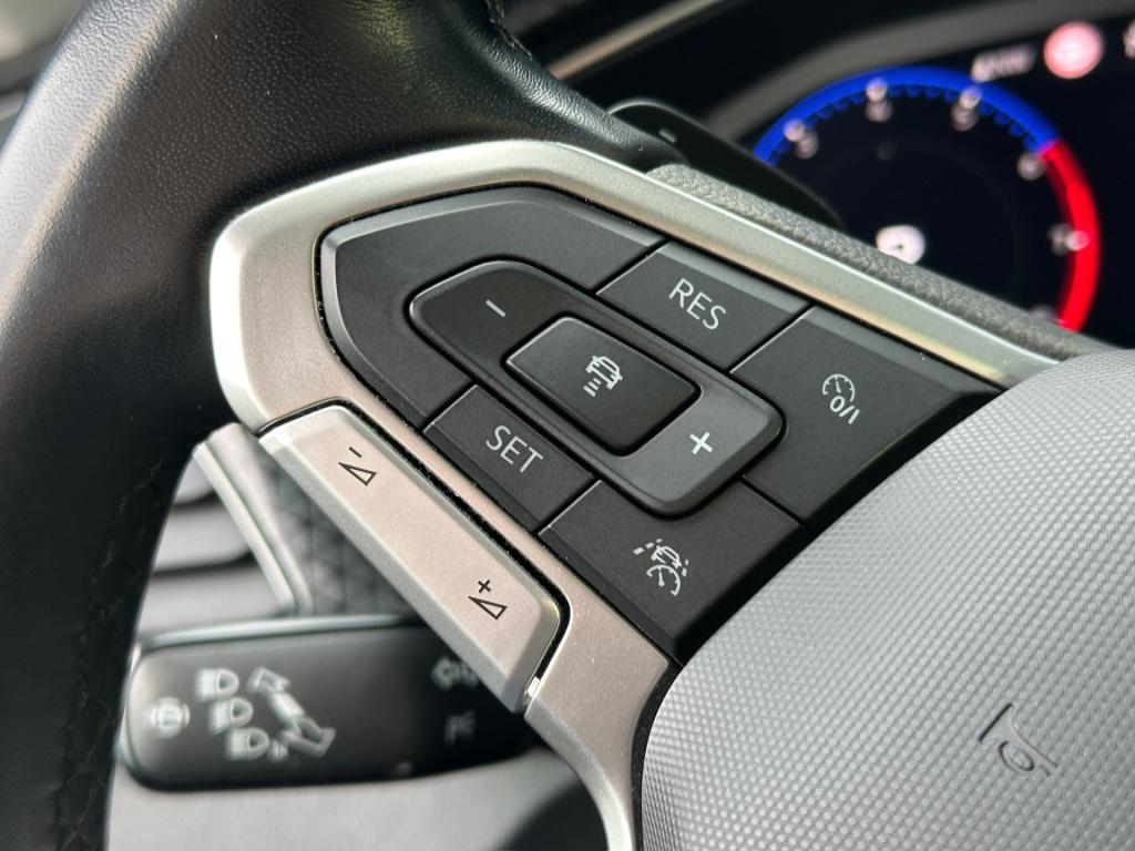 Volkswagen T-cross 1.0 tsi dsg style | camera | virtual | stoelverwarming |