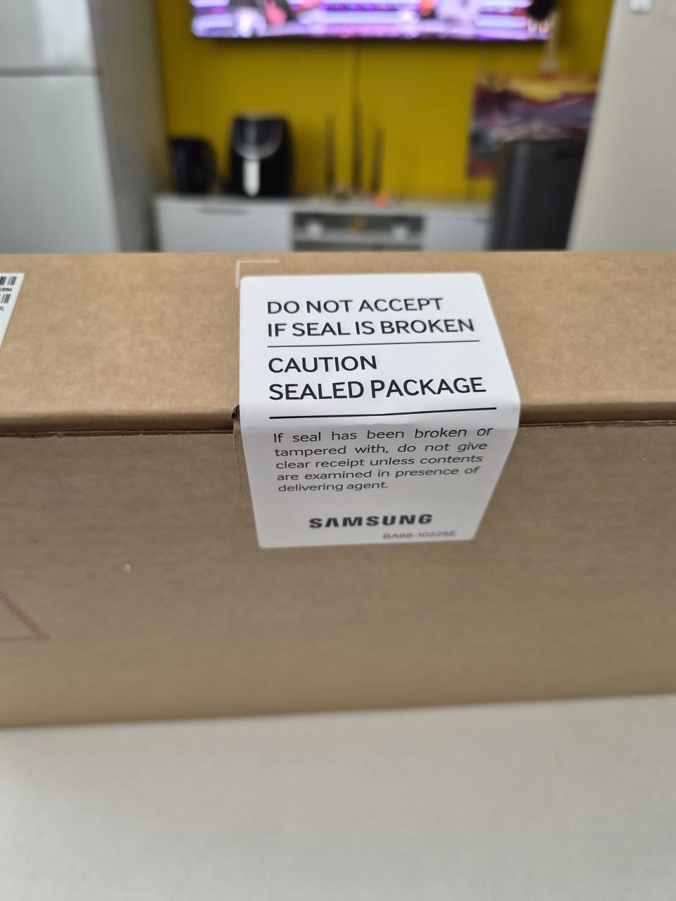 Samsung Galaxy Chromebook Go 14 inch N4500 4GB RAM 64GB