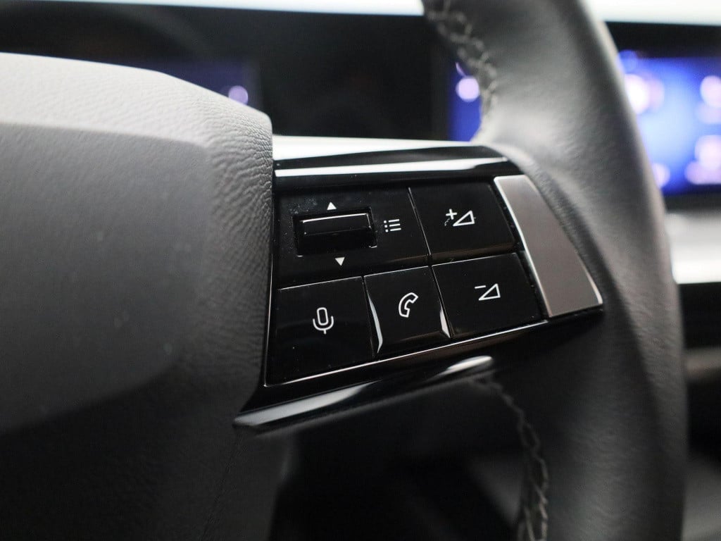 Opel Astra 1.2 edition | lmv | parkeer sensoren | led | navigatie | cruise 