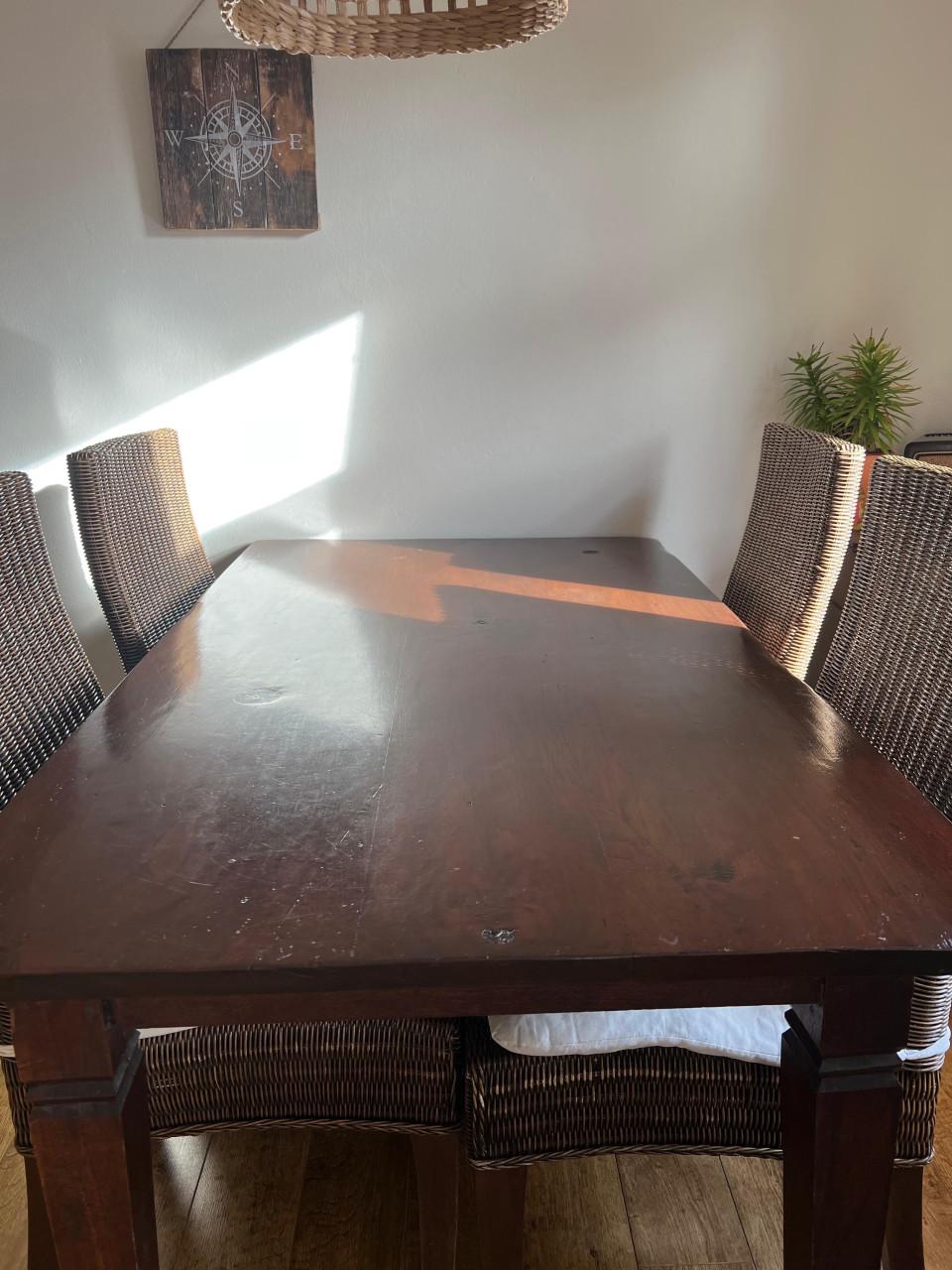 Eet tafel rustiek hout