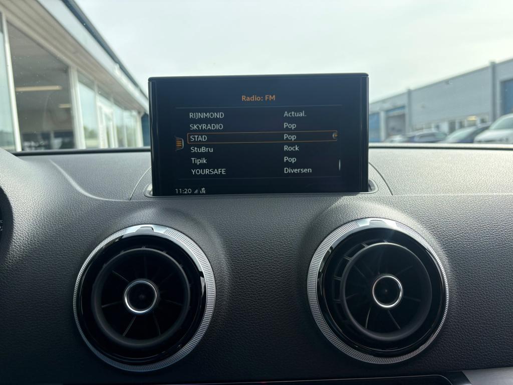 Audi A3 sportback 1.4 tfsi cod sport s line edition