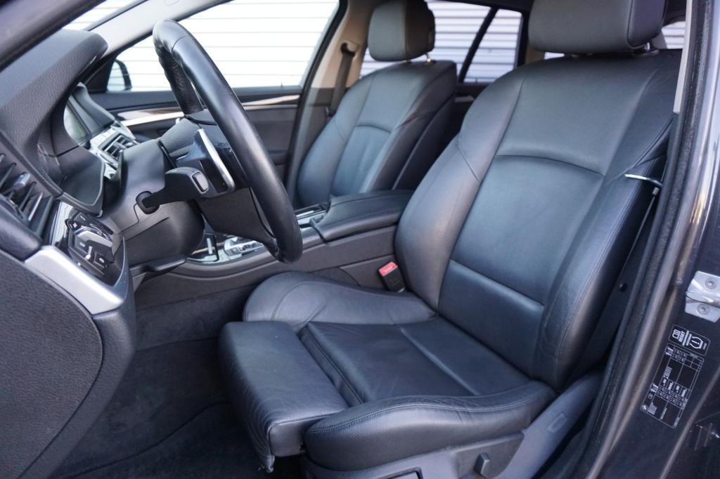 BMW 5 Serie touring 520i high executive automaat - climate / navi / cruise 