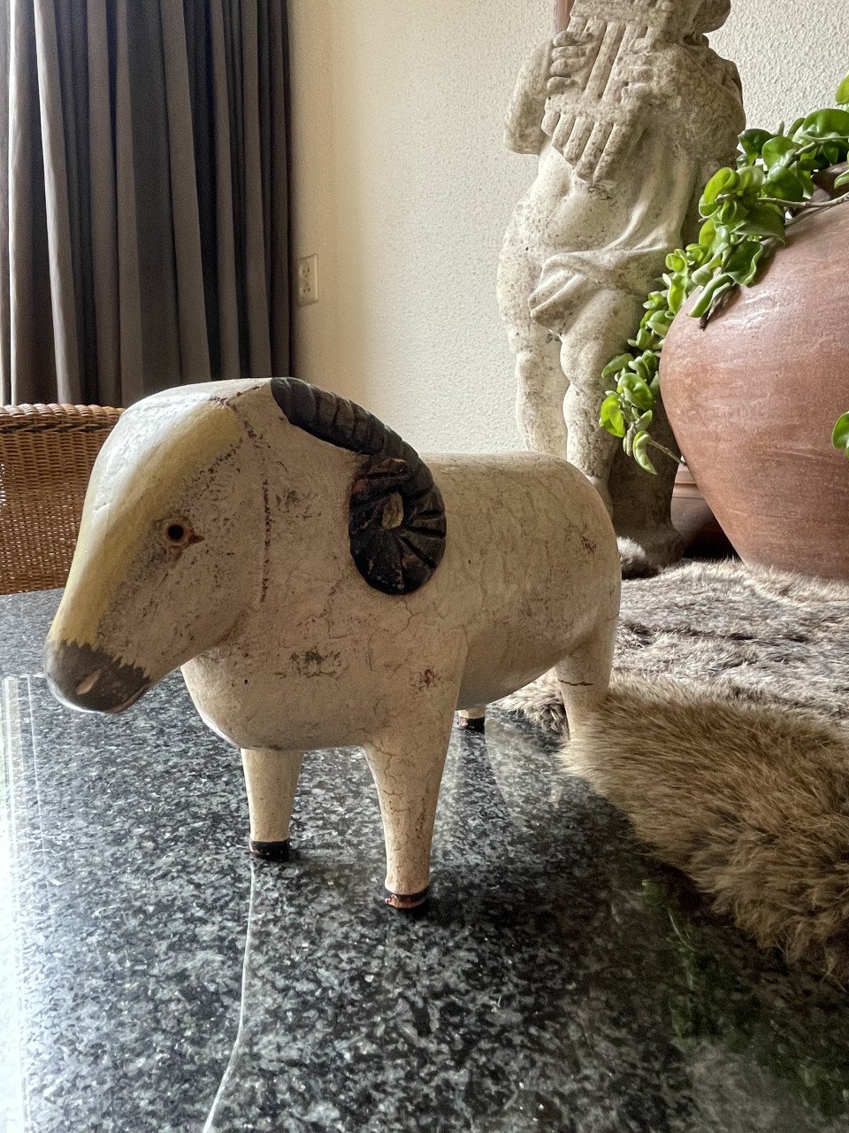 Oude kerststal schapen