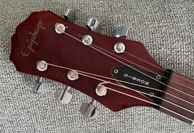 Epiphone akoestische gitaar met.....