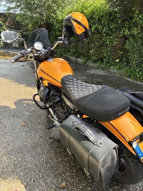 Moto Guzzi V9 Roamer ABS