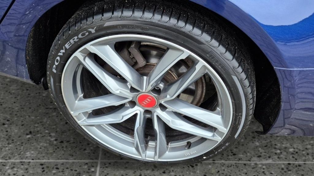 Audi A4 avant 1.8 tfsi business edition | 170 pk | navi | xenon | airco | c