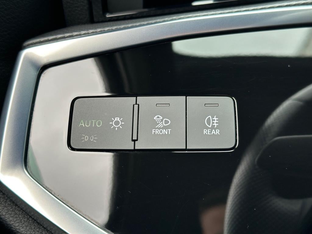 Audi Q3 sportback 45 tfsi e s-line | camera | black optiek | dode hoek | ke