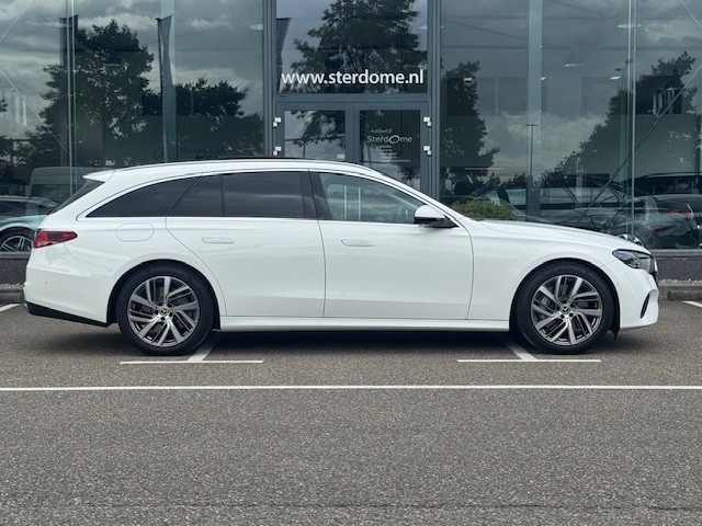 Mercedes-Benz E-Klasse estate 300 e avantgarde l panoramadak l burmester l 