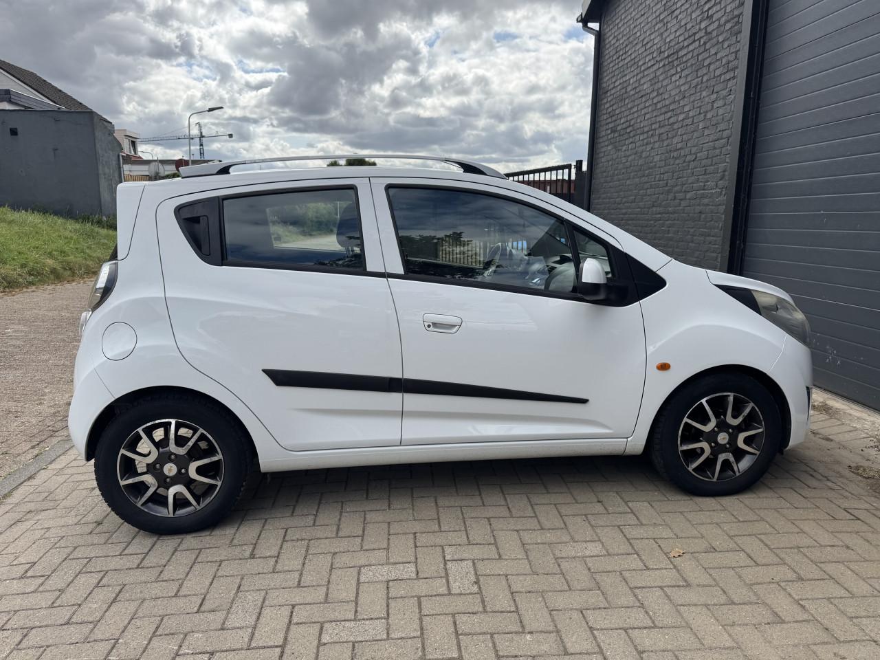 Chevrolet Spark LS 1.0 16V 5Drs 2011 50Kw Wit Airco Apk Nap