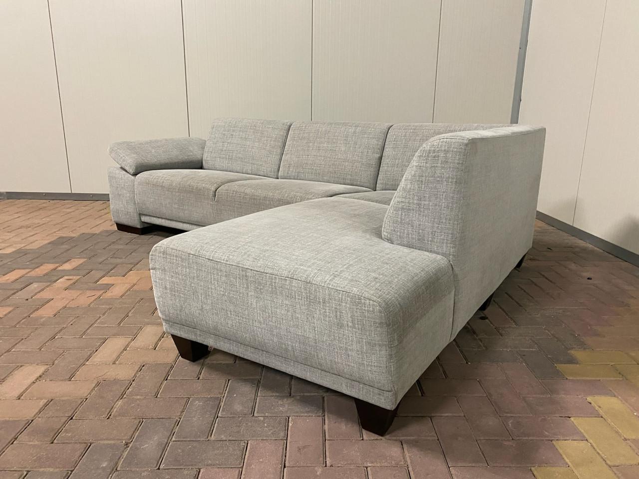 GRATIS LEVERING HEEL NL  Mooi Grijs Stoffen Hoekbank