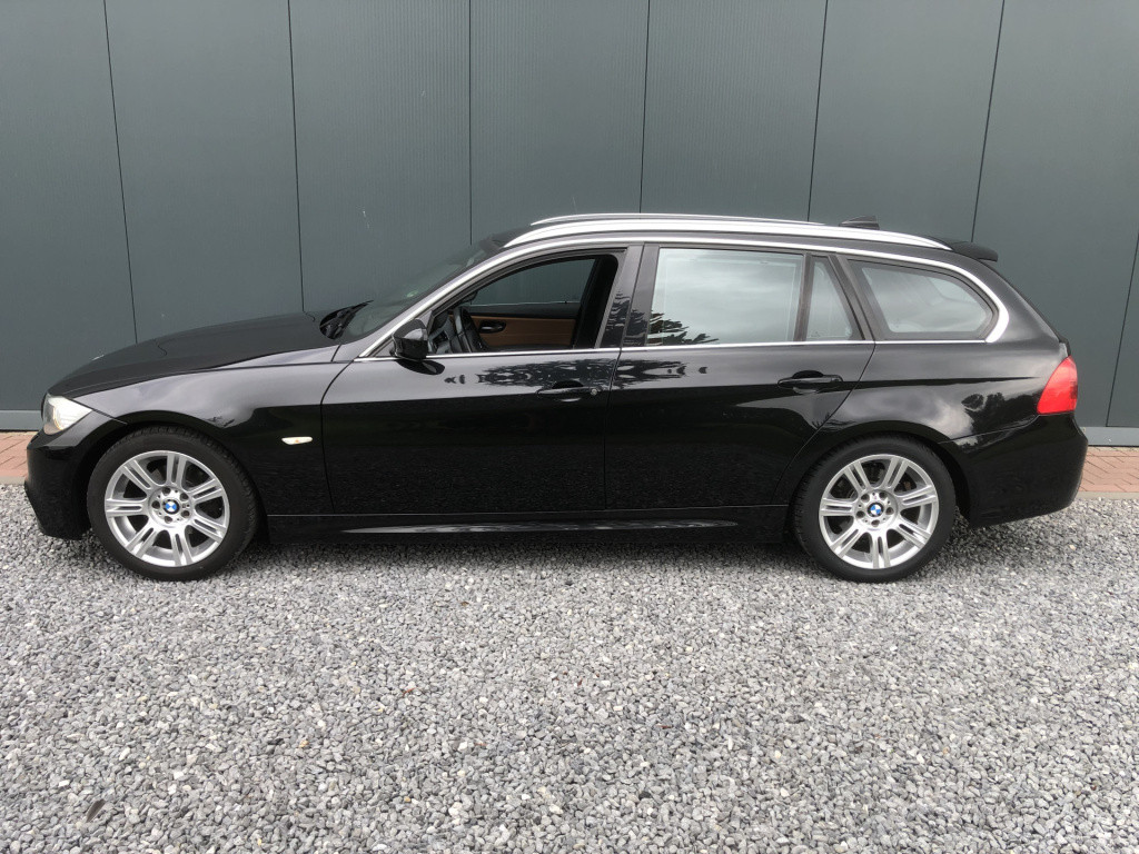 BMW 3-serie touring 318i high executive m-sport edition