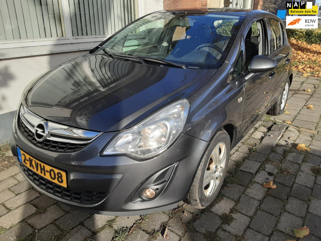 Opel Corsa 1.2-16v cosmo