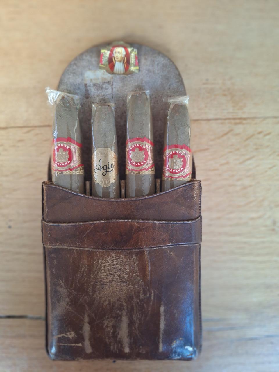 Hofnar Havana sigaren in leren etui 1961