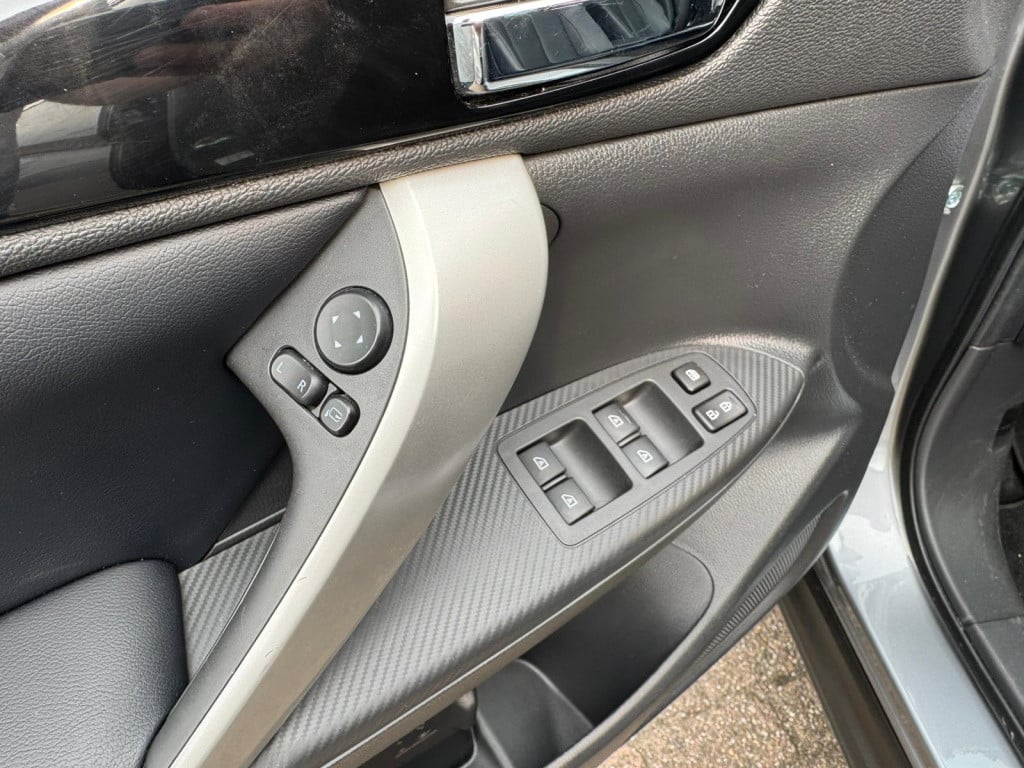 Mitsubishi Eclipse Cross 2.4 phev instyle