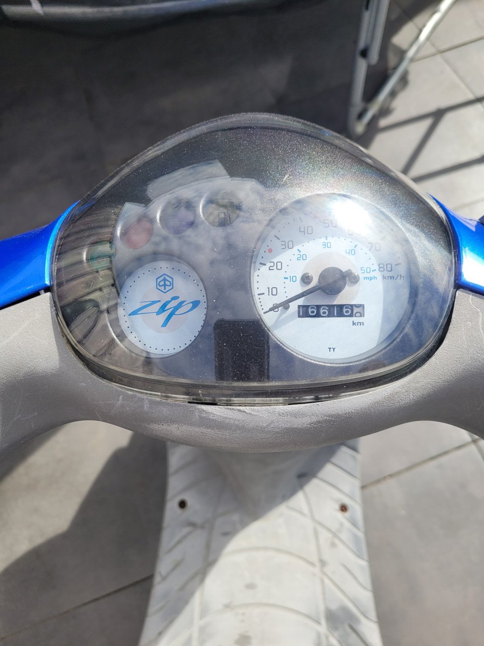 Te koop zip