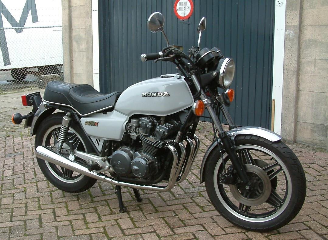 Goede Honda CB750K  uit 1981 heeft onlangs complete nieuw uitlaat