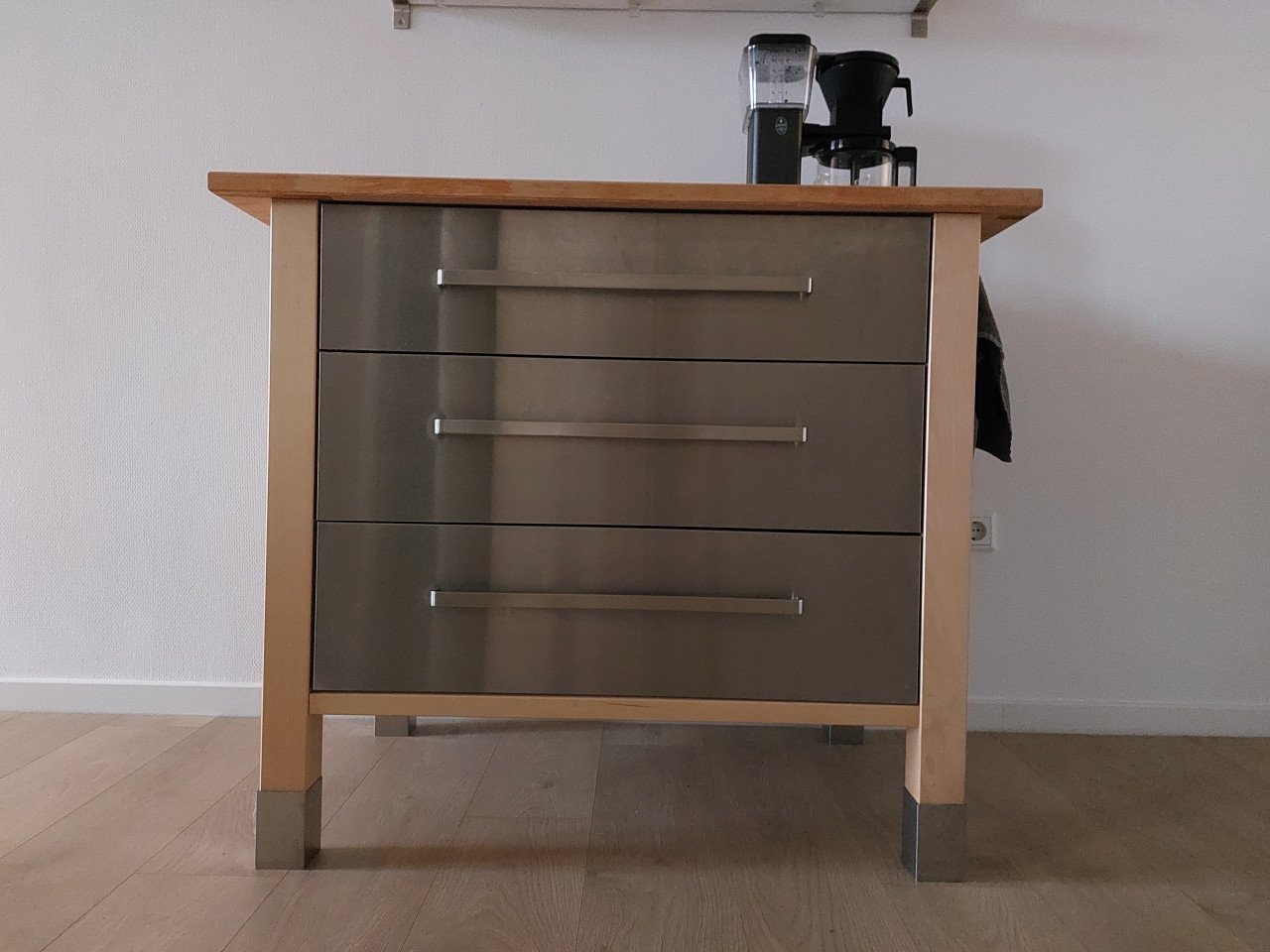 Ikea grenen met roestvrijstalen laden keukenblok