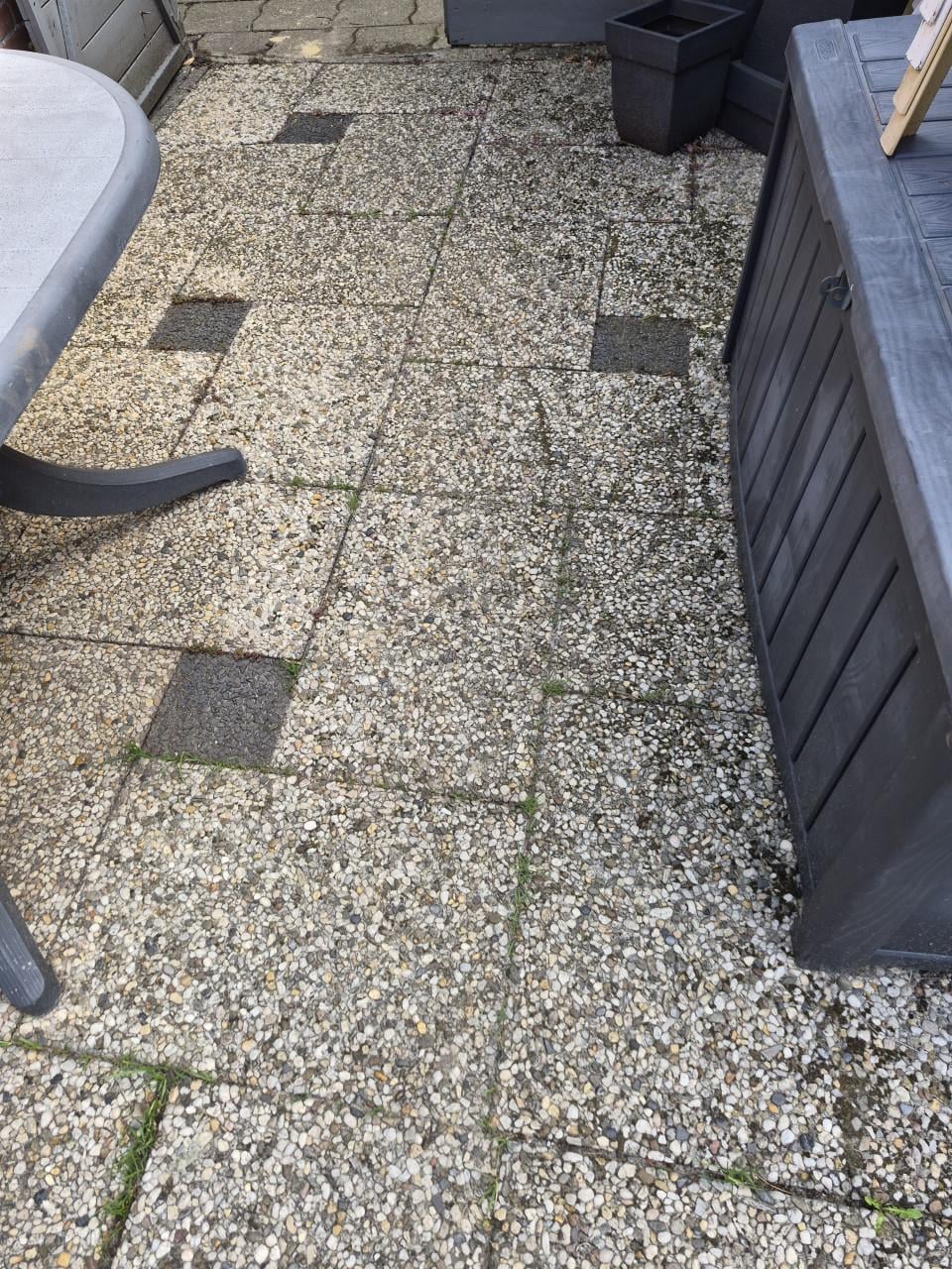 122 Grindtegels en bijbehorende pastegels
