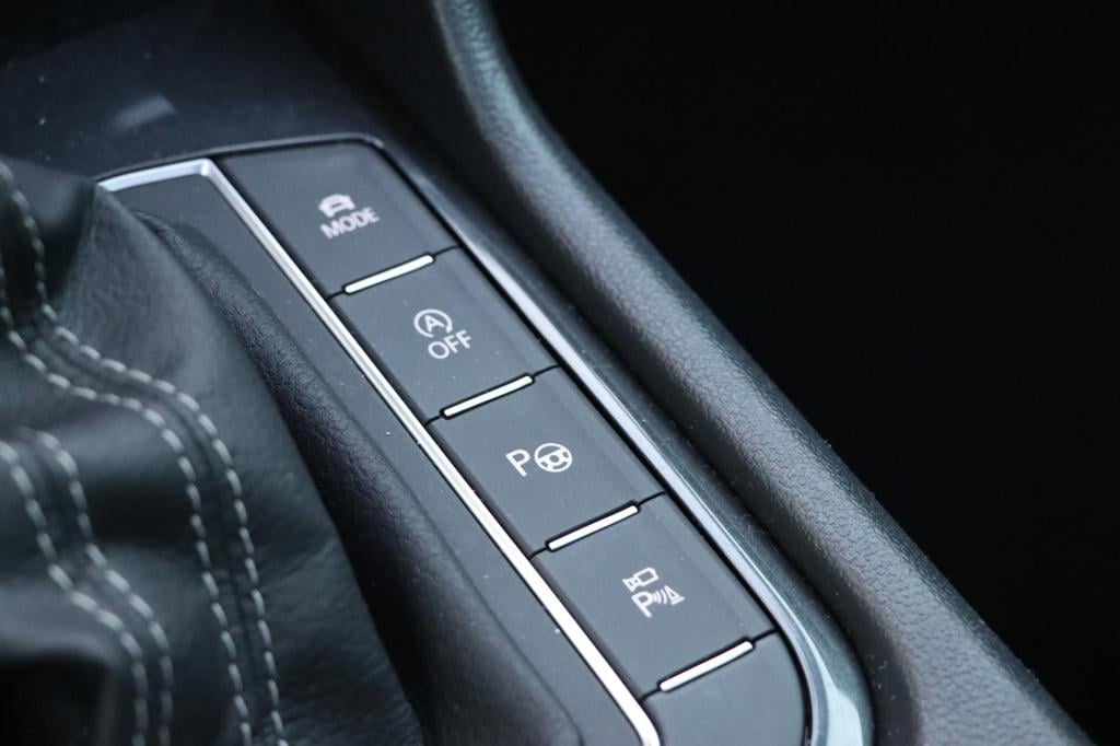 Volkswagen Tiguan 1.4 tsi act highline business r 150pk dsg6  full options 