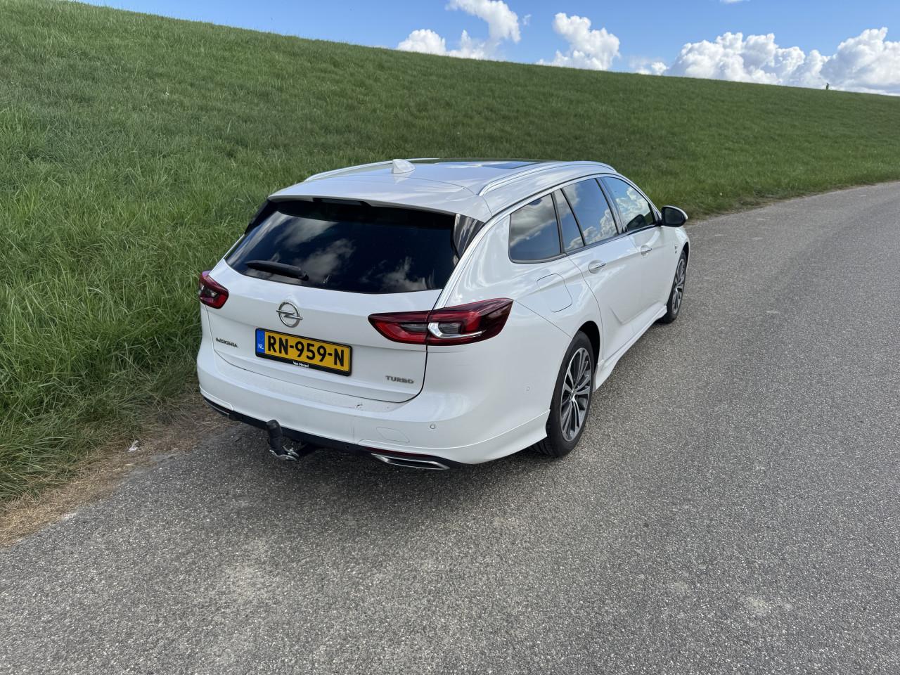Opel Insignia Sports Tourer 1.5 Turbo 2018 OPC Line 165PK