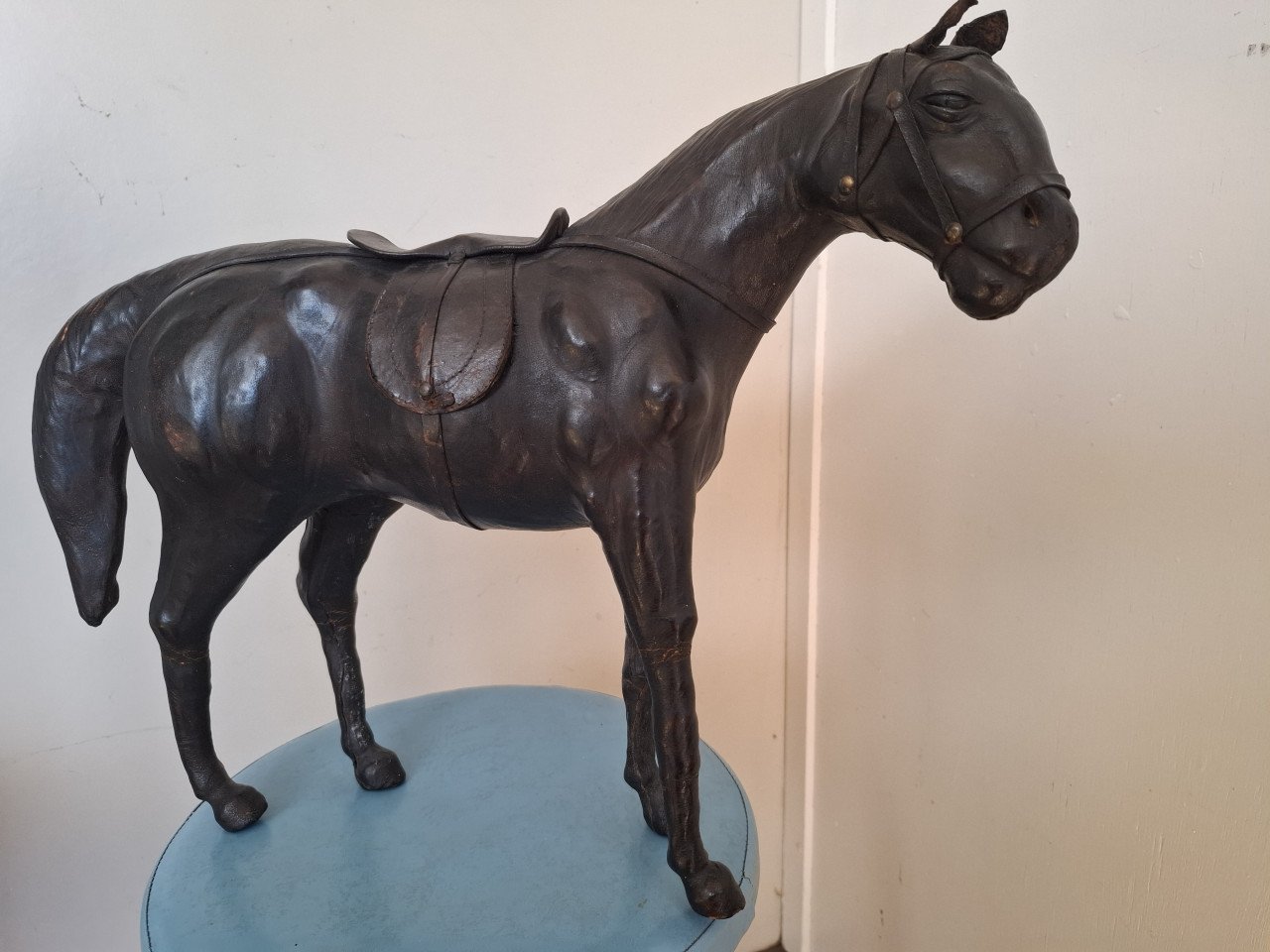 Leren paard