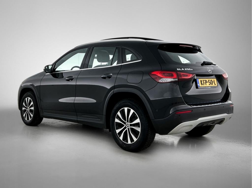 Mercedes-Benz Gla-klasse 250 e plug-in hybride panorama schuif-kanteldak | 