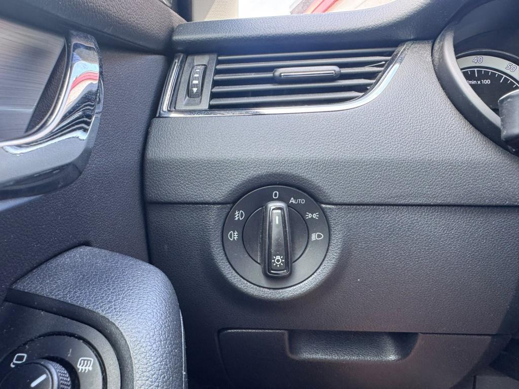 Skoda Octavia 1.5 tsi greentech ambition