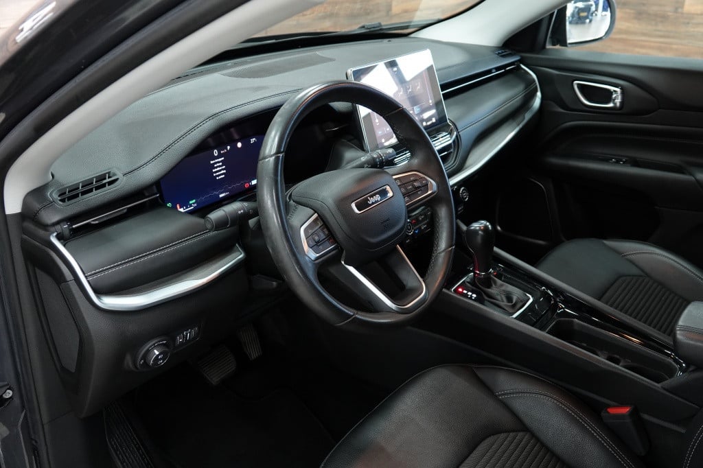 Jeep Compass 1.5 e-torque | camera | carplay | acc |