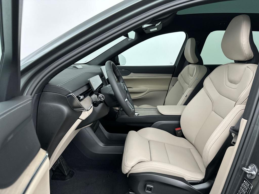 Volvo Ex90 twin motor elektrisch plus