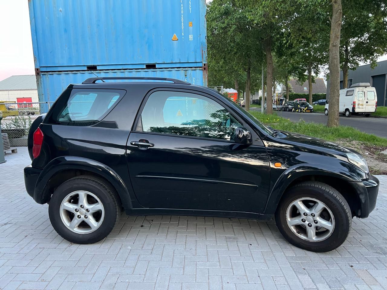 Toyota RAV4 2.0-16V VVT-i Luna