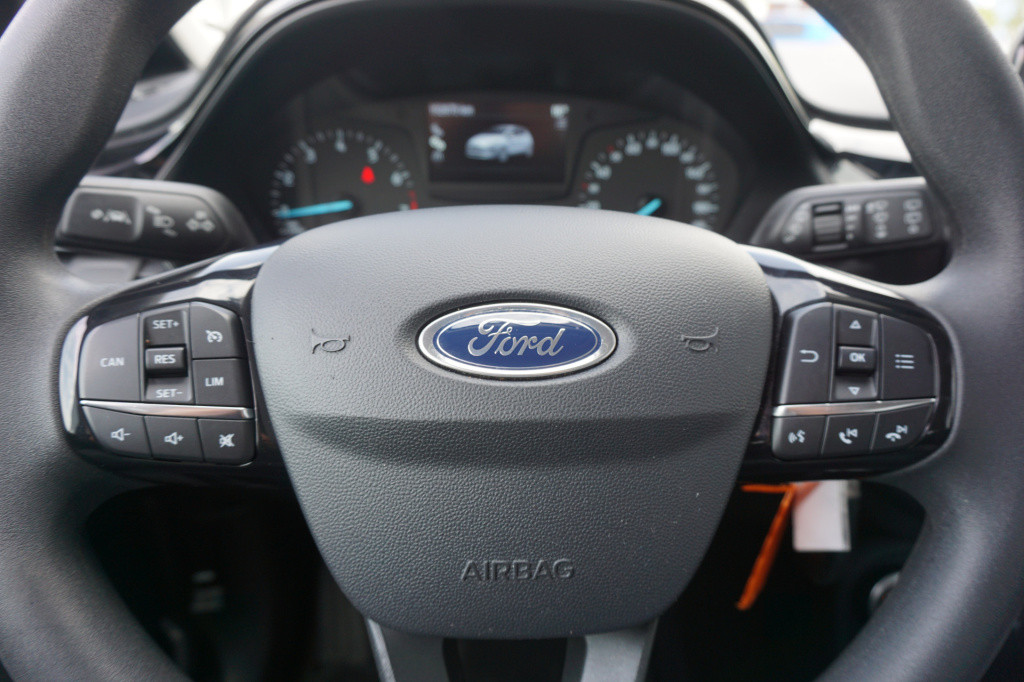 Ford Fiesta 1.1 trend / 1e eigenaar / airco / navi / lane ass. / cruise / p