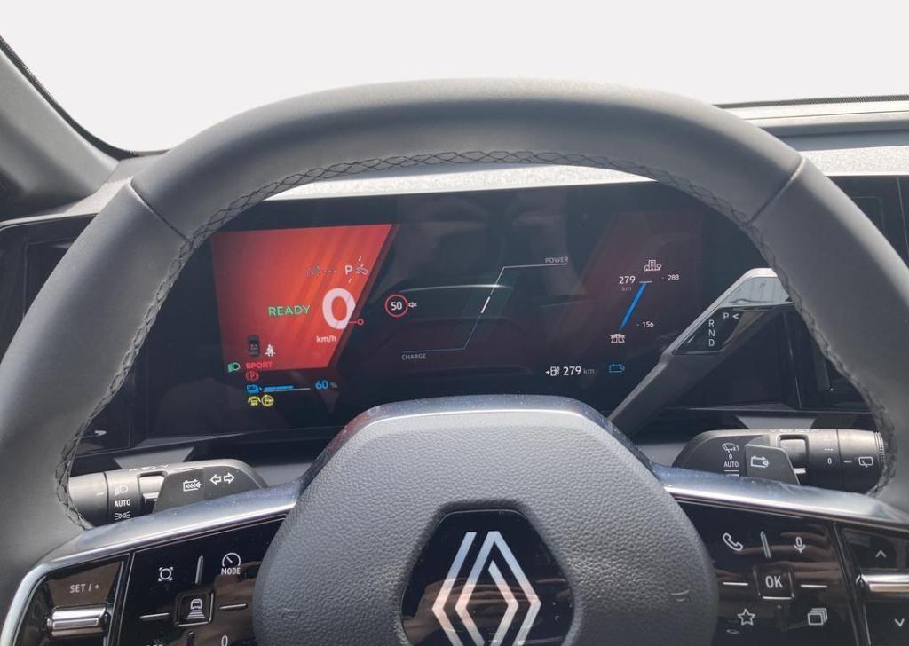 Renault Megane E-tech comfort range techno 60 kwh - demo / pack winter tech