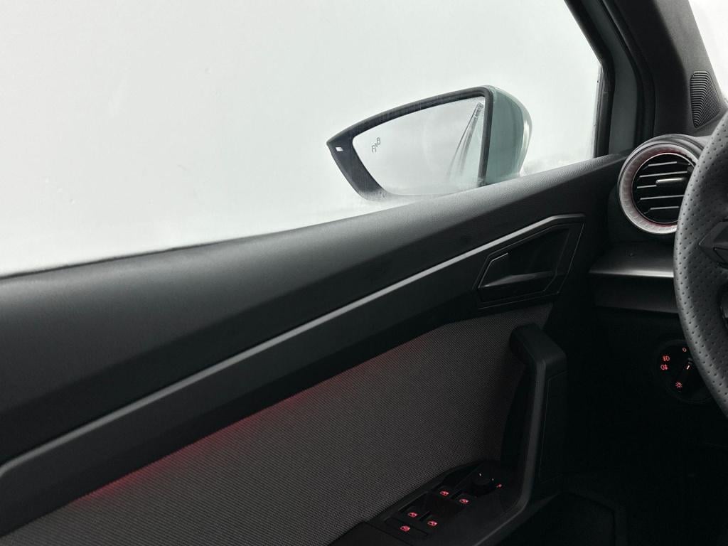 Seat Arona fr business connect 1.0 ecotsi 70 kw / 95 pk suv 5
