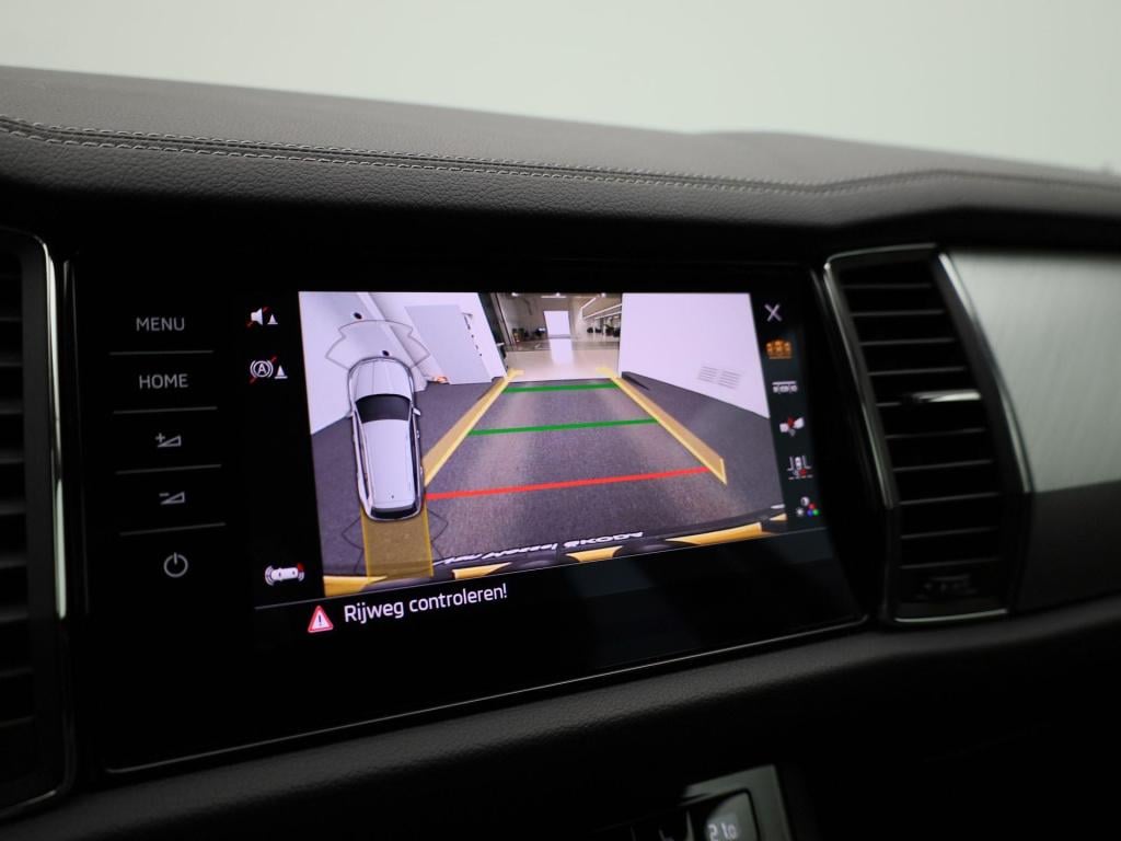 Skoda Kodiaq 1.5 tsi business edition | automaat | trekhaak | navigatie | a