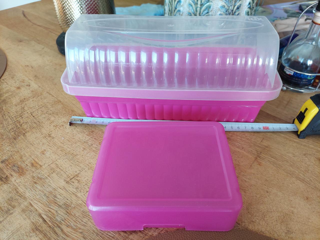Nieuwe ontbijtkoek doos & zgan broodtrommel