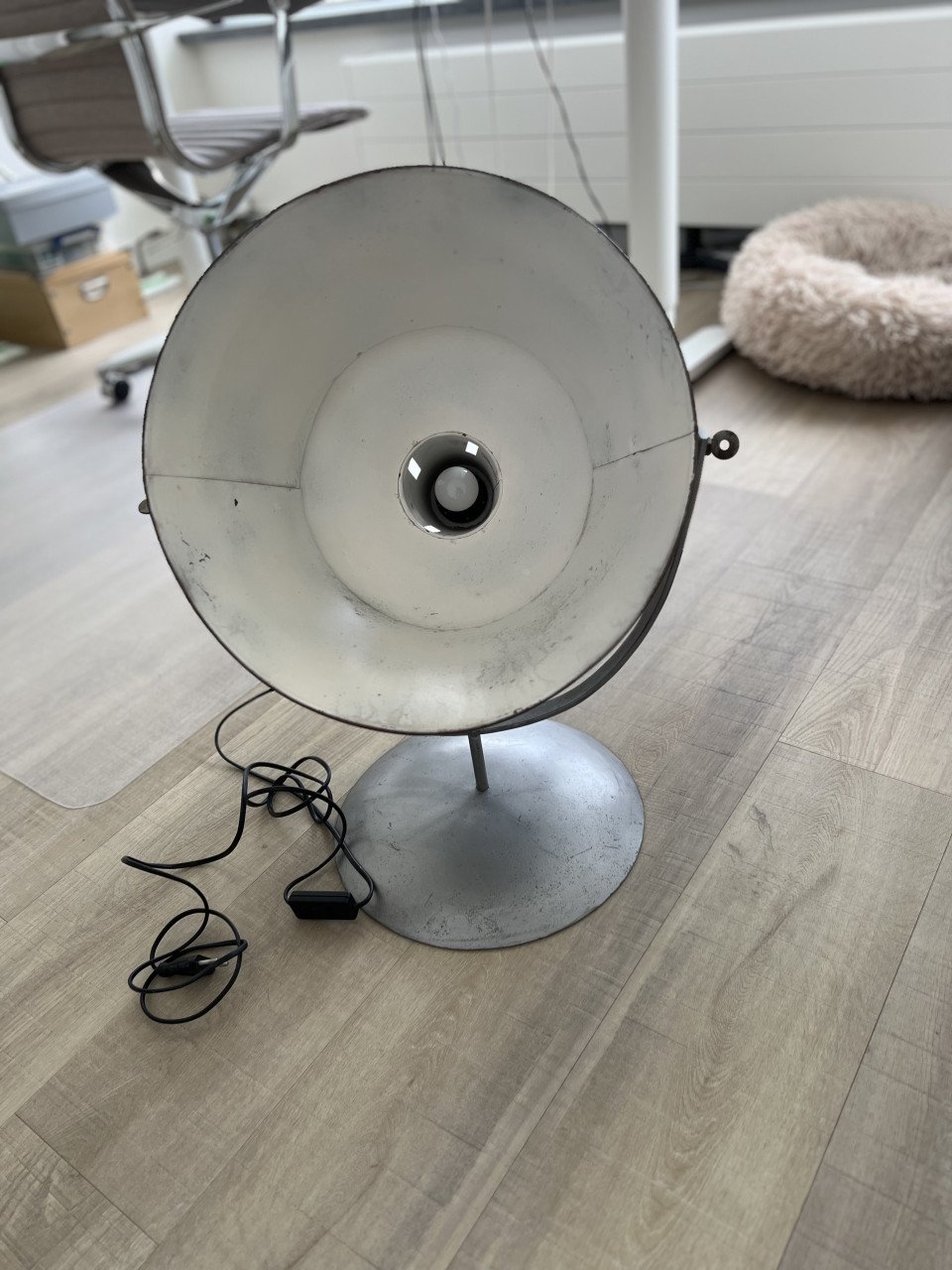 Industriële vloerlamp