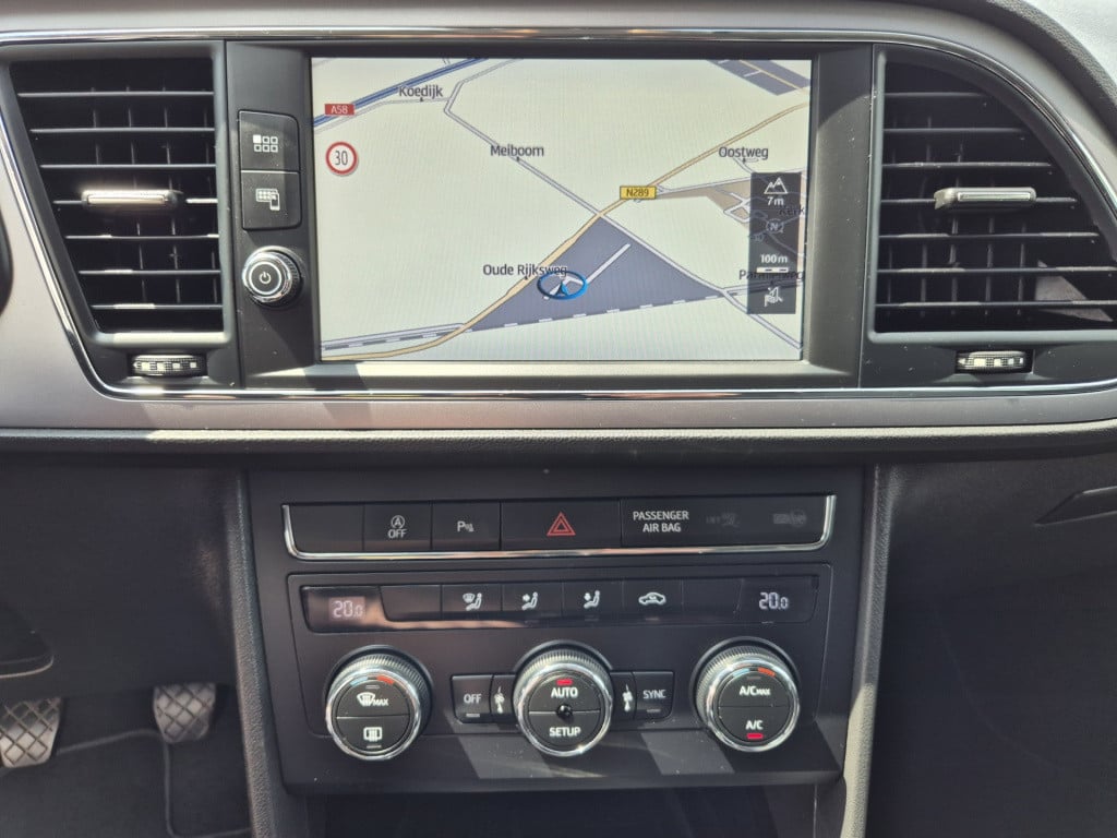 Seat Leon st 1.0 ecotsi style business intense