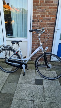 Dames fiets BATAVUS 28 inch-Fr.maat 48cm- 8 versnellingen