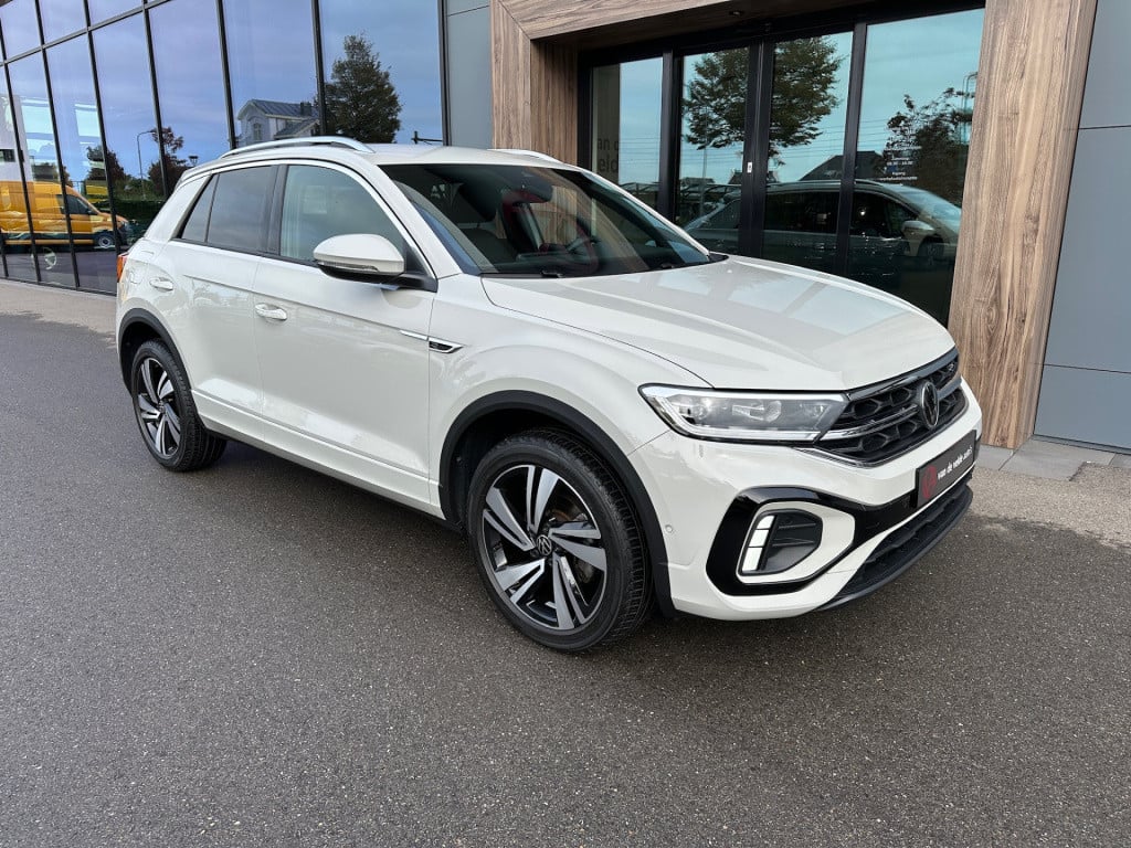 Volkswagen T-roc 1.5 tsi 150pk dsg r-line | camera | carplay | dode hoek | 