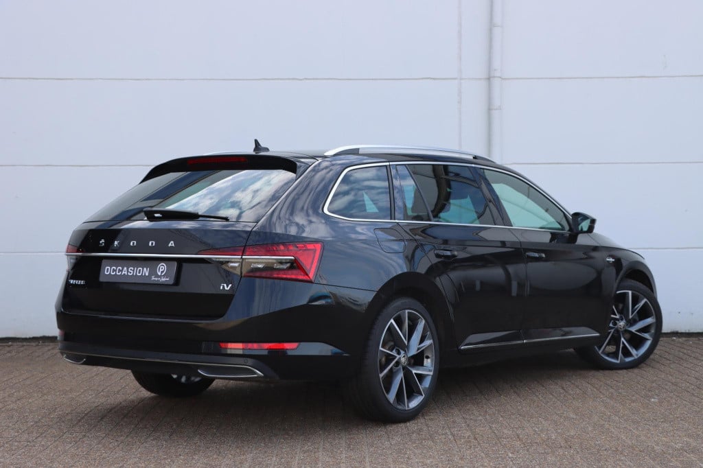 Skoda Superb combi 1.4 tsi iv laurin & klement 218pk dsg6