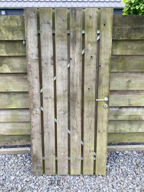 Poortdeur douglas met stalen frame