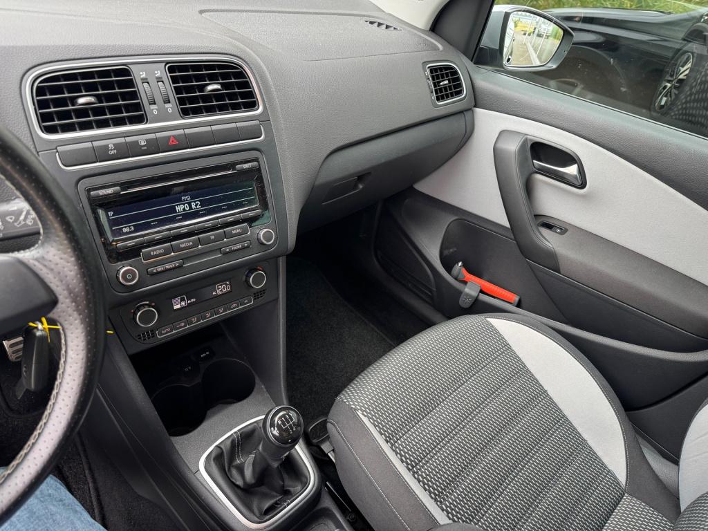 Volkswagen Polo 1.2 tsi cross , cruise control