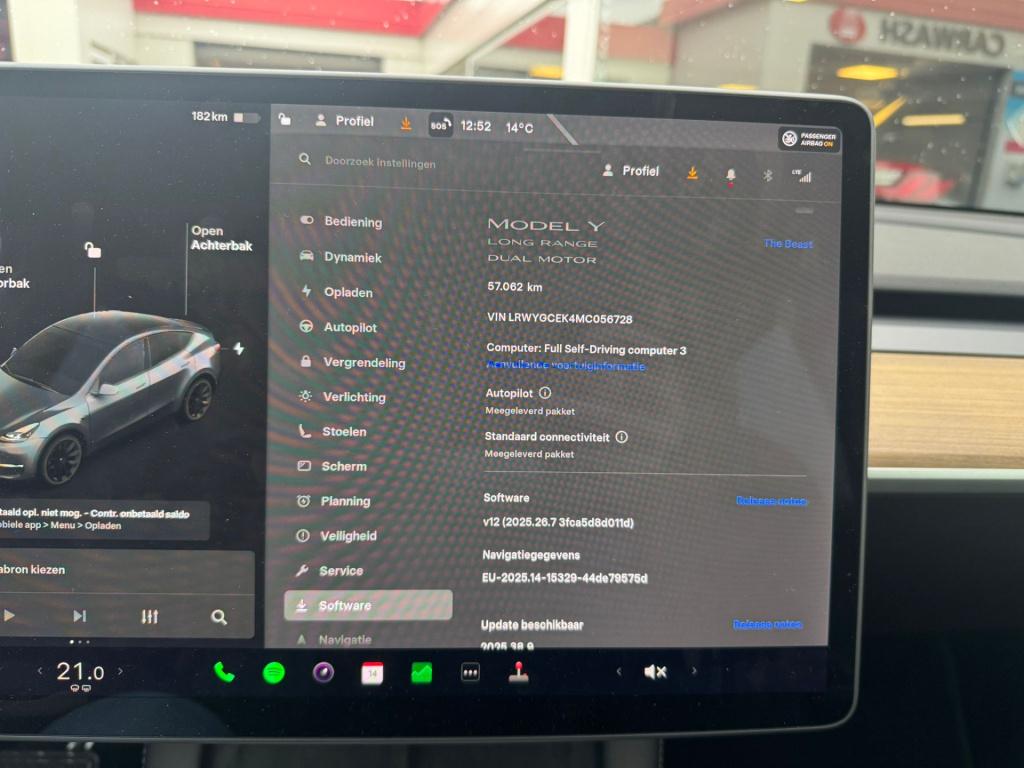 Tesla Model Y long range awd 75 kwh