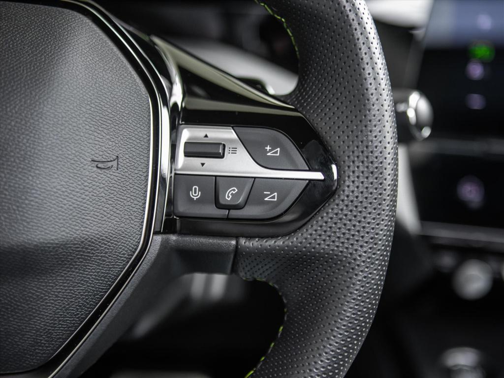 Peugeot 308 1.2 puretech 130pk gt automaat | panoramadak | acc | camera 360