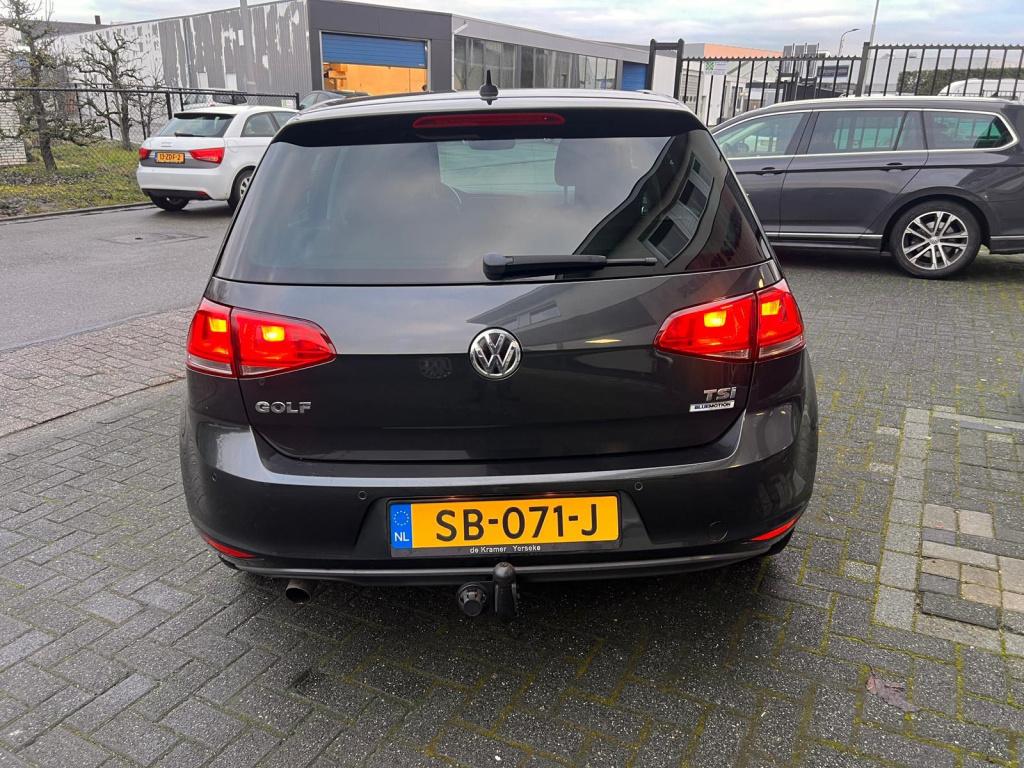 Volkswagen Golf 1.2 tsi connected series