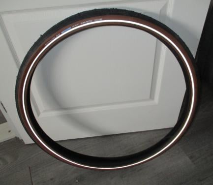 Nieuwe Fietsband  (28x2.00)