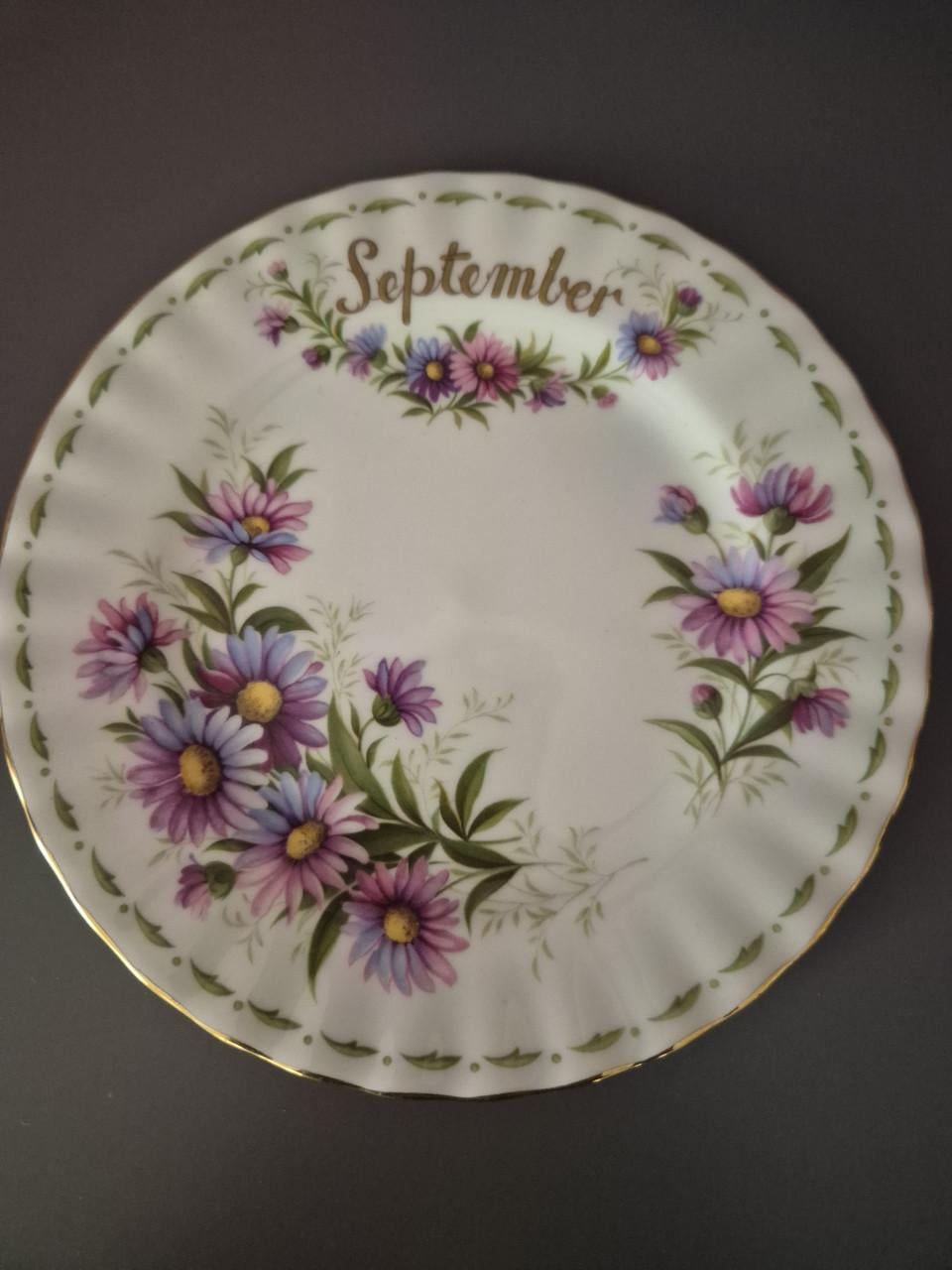 Royal Albert bordje