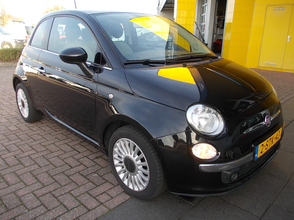 Fiat 500 0.9 twin-air 63kw lounge airco, panorama dak