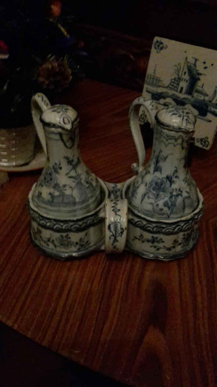 Olie en azijnstelletje, delfts 18e eeuw gaaf.