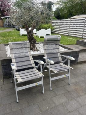2 camping stoelen